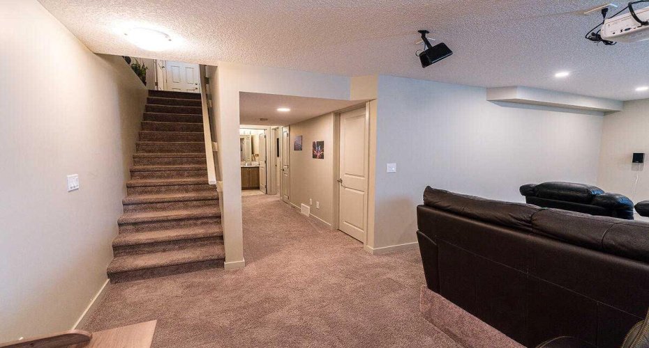 114 River Heights Green, Cochrane, Alberta T4C 0Y4, 4 Bedrooms Bedrooms, ,4 BathroomsBathrooms,Residential,For Sale,River Heights,A2319574