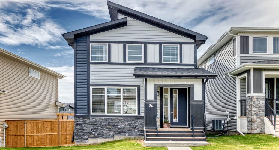 38 Precedence Glen, Cochrane, Alberta T4C2W7, 3 Bedrooms Bedrooms, ,3 BathroomsBathrooms,Residential,For Sale,Precedence,A2319719