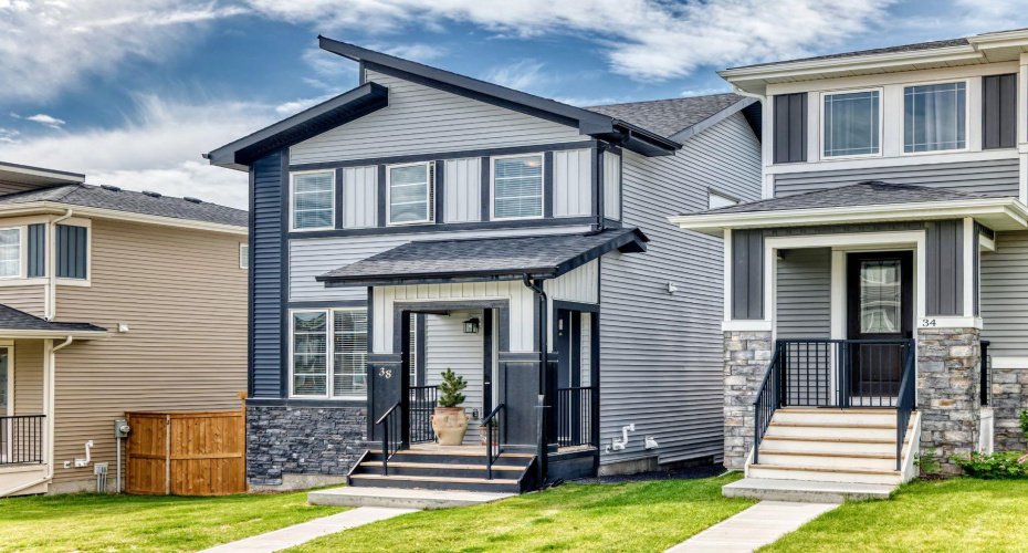38 Precedence Glen, Cochrane, Alberta T4C2W7, 3 Bedrooms Bedrooms, ,3 BathroomsBathrooms,Residential,For Sale,Precedence,A2319719