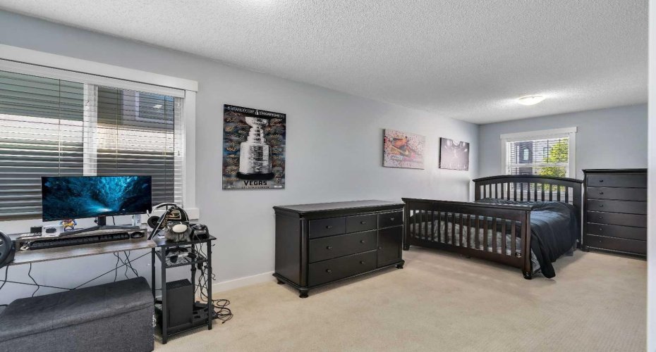 2nd bedroom is exceptionally large.