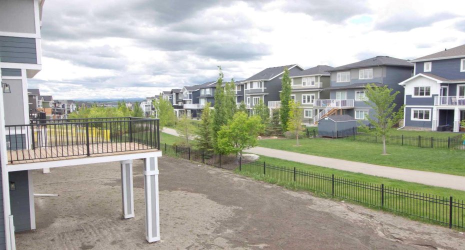 115 Sundown Crescent, Cochrane, Alberta T4C 1Y3, 3 Bedrooms Bedrooms, ,3 BathroomsBathrooms,Residential,For Sale,Sundown,A2297377