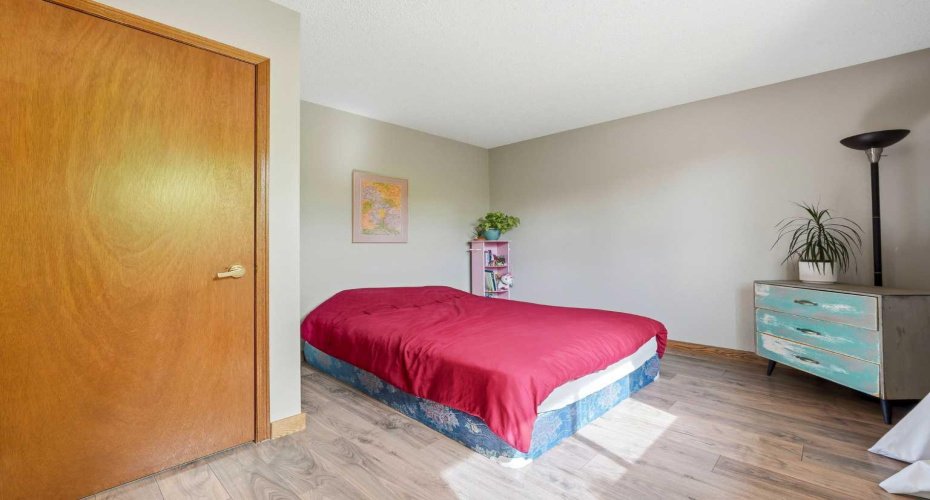 2nd bedroom upstairs