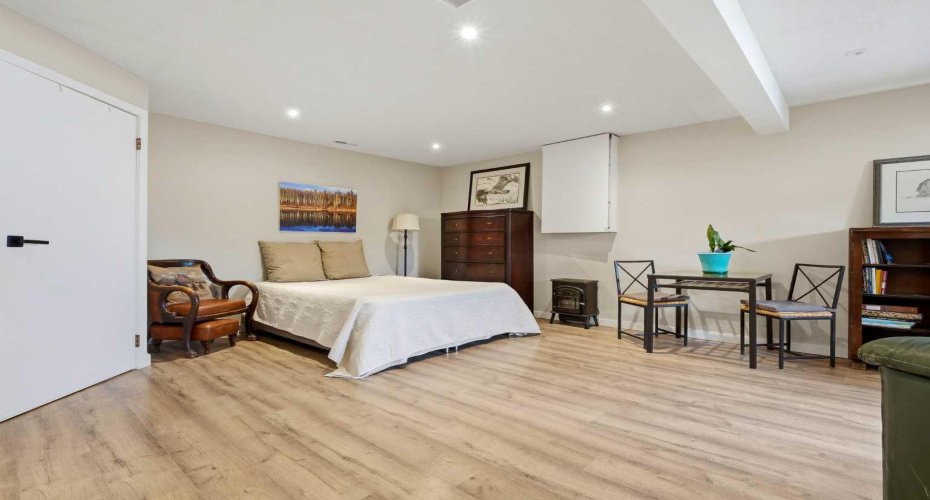 Basement full bedroom