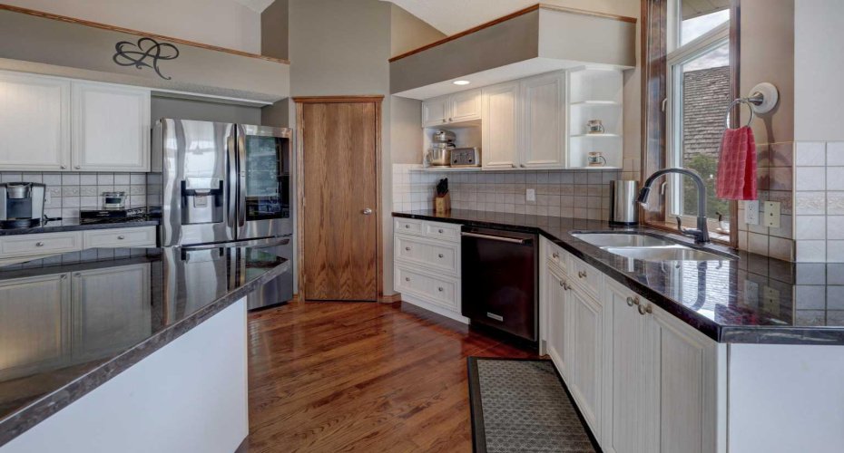 321 Gleneagles View, Cochrane, Alberta T4C 1P4, 3 Bedrooms Bedrooms, ,3 BathroomsBathrooms,Residential,For Sale,Gleneagles,A2320169