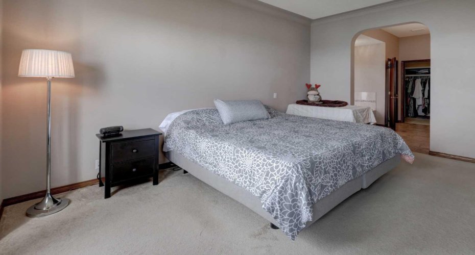 321 Gleneagles View, Cochrane, Alberta T4C 1P4, 3 Bedrooms Bedrooms, ,3 BathroomsBathrooms,Residential,For Sale,Gleneagles,A2320169