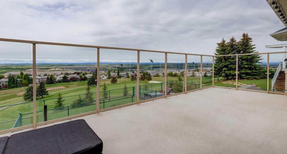 321 Gleneagles View, Cochrane, Alberta T4C 1P4, 3 Bedrooms Bedrooms, ,3 BathroomsBathrooms,Residential,For Sale,Gleneagles,A2320169