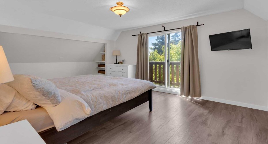 Spacious Primary with Balcony