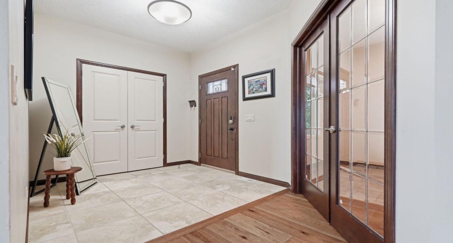 139 Sunset View, Cochrane, Alberta T4C 0E8, 5 Bedrooms Bedrooms, ,4 BathroomsBathrooms,Residential,For Sale,Sunset,A2320979