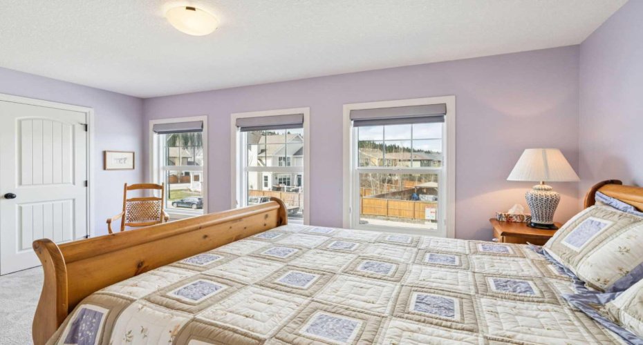 14 Riviera View, Cochrane, Alberta T4C 0Y7, 3 Bedroom Bedrooms, 0 ,4 BathroomBathrooms,Residential,For Sale,Riviera,0,A2321285