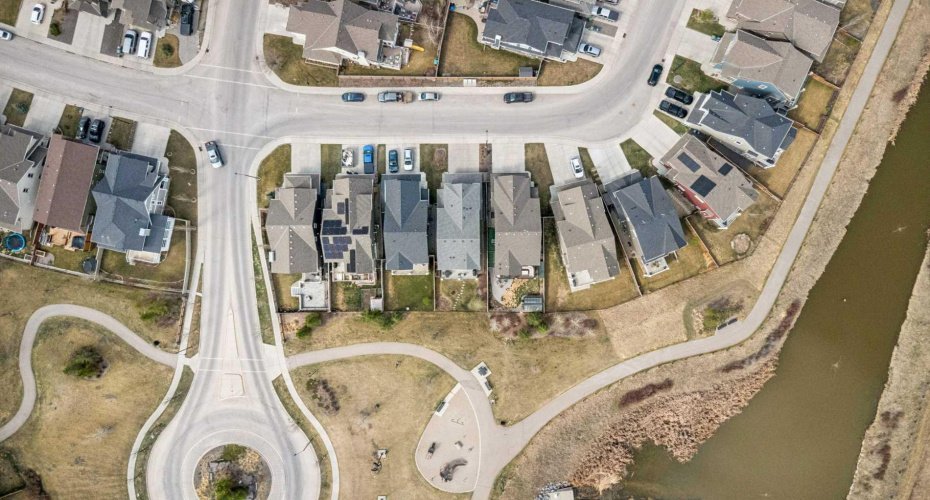 14 Riviera View, Cochrane, Alberta T4C 0Y7, 3 Bedroom Bedrooms, 0 ,4 BathroomBathrooms,Residential,For Sale,Riviera,0,A2321285