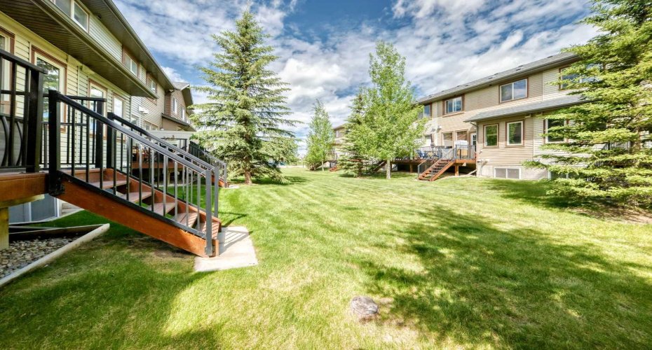 413 River Avenue, Cochrane, Alberta T4C 0N9, 2 Bedrooms Bedrooms, ,3 BathroomsBathrooms,Residential,For Sale,River,A2321591