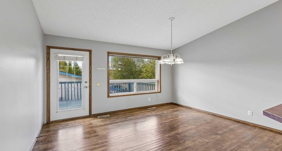 121 Quigley Drive, Cochrane, Alberta T4C1R1, 3 Bedroom Bedrooms, 0 ,3 BathroomBathrooms,Residential,For Sale,Quigley,0,A2317758