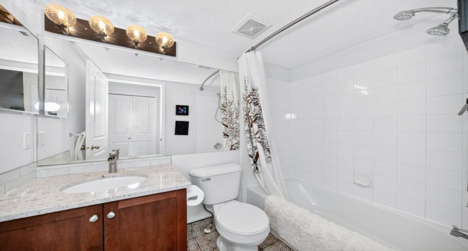 4 pc bathroom