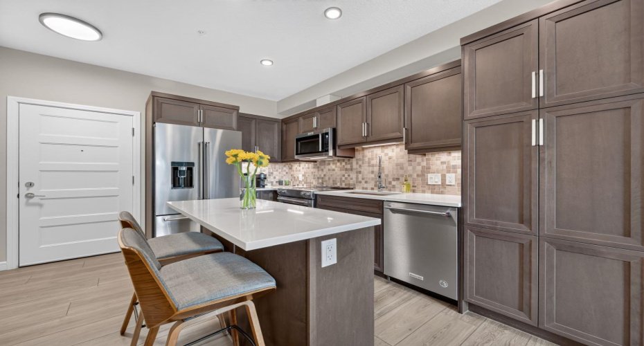 80 Greenbriar Place, Calgary, Alberta T3B 6J4, 1 Bedroom Bedrooms, ,1 BathroomBathrooms,Residential,For Sale,Greenbriar,A2320642