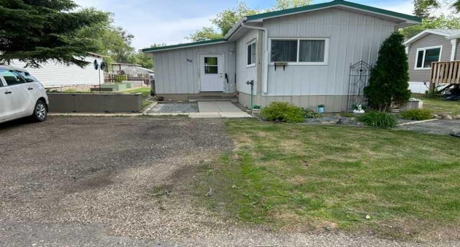 56 Greenbrook Village, Brooks, Alberta T1R 0R7, 2 Bedrooms Bedrooms, ,1 BathroomBathrooms,Mobile,For Sale,Greenbrook,A2320653