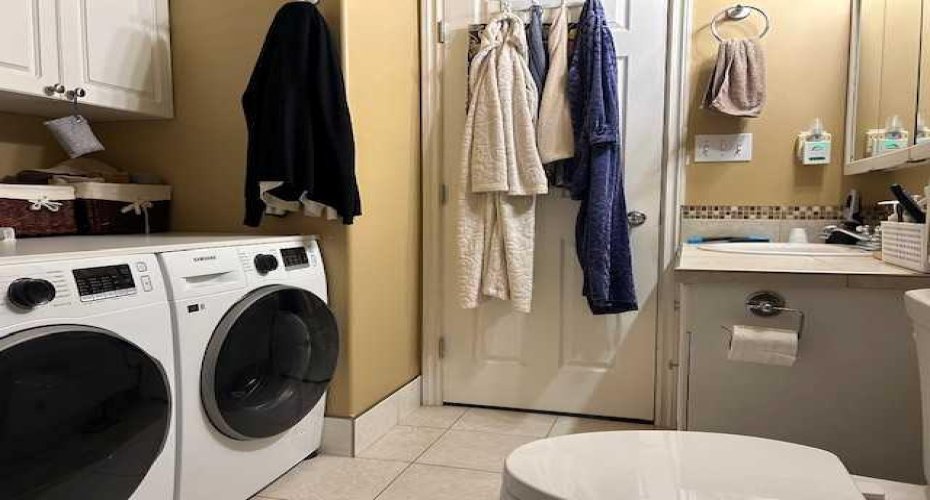 washer dryer included