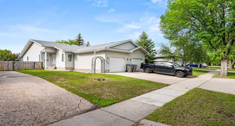 4725 47 Street, Lloydminster, Saskatchewan S9V 0K1, 2 Bedrooms Bedrooms, ,2 BathroomsBathrooms,Residential,For Sale,47,A2320702