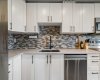 1334 14 Avenue, Calgary, Alberta T3C 0W2, 2 Bedrooms Bedrooms, ,2 BathroomsBathrooms,Residential,For Sale,14,A2320744