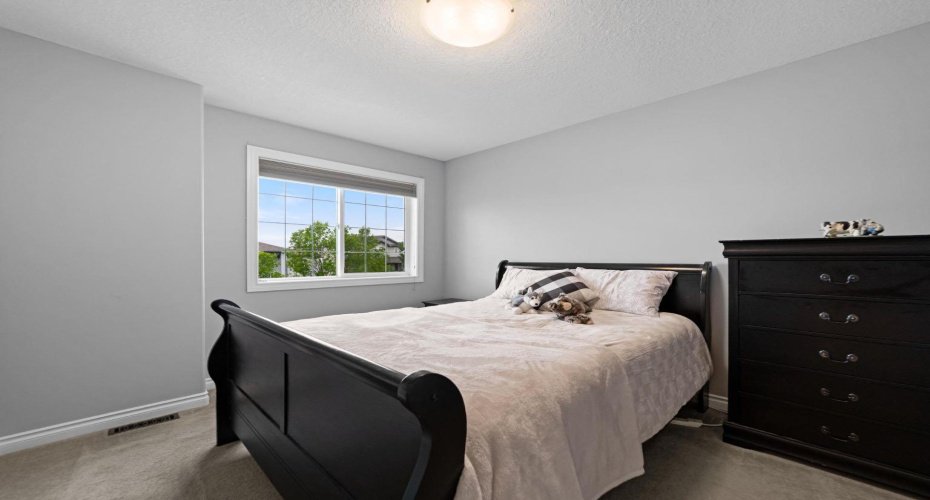 2605 57 Street, Camrose, Alberta T4V 1T2, 5 Bedrooms Bedrooms, ,4 BathroomsBathrooms,Residential,For Sale,57,A2320777