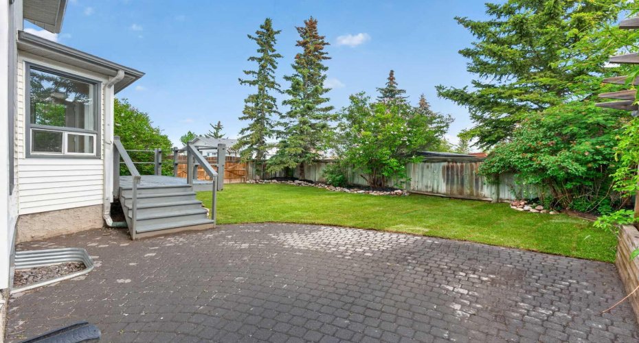 Cobblestone Patio