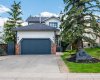 70 West MacKay Cres