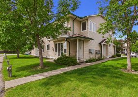616 19 Street, High River, Alberta T1V 1T1, 2 Bedrooms Bedrooms, ,1 BathroomBathrooms,Residential,For Sale,19,A2321683 616 19 Street, High River, Alberta T1V 1T1, 2 Bedrooms Bedrooms, ,1 BathroomBathrooms,Residential,For Sale,19,A2321683
