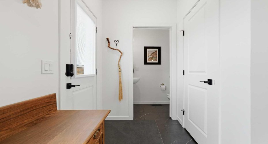 Back entry way, with additional closet.