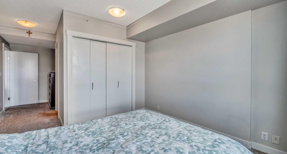 8710 Horton Road, Calgary, Alberta T2V 0P7, 2 Bedrooms Bedrooms, ,2 BathroomsBathrooms,Residential,For Sale,Horton,A2321553