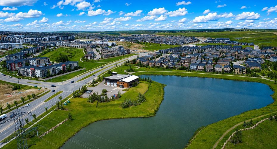 4 Sage Hill Terrace, Calgary, Alberta T3R 0W4, 2 Bedrooms Bedrooms, ,2 BathroomsBathrooms,Residential,For Sale,Sage Hill,A2321571