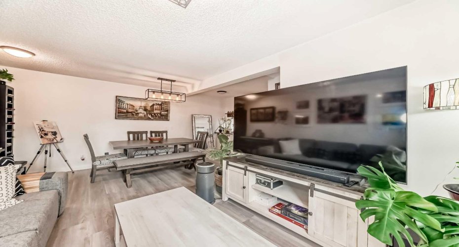 1155 Falconridge Drive, Calgary, Alberta T3J1E1, 4 Bedrooms Bedrooms, ,2 BathroomsBathrooms,Residential,For Sale,Falconridge,A2322481