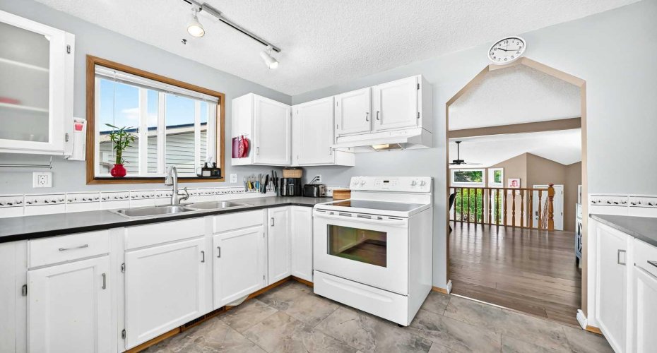 47 Harvest Glen Rise, Calgary, Alberta T3K4C1, 4 Bedrooms Bedrooms, ,3 BathroomsBathrooms,Residential,For Sale,Harvest Glen,A2321581