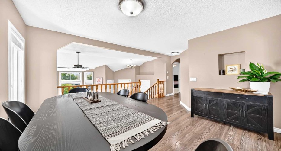 47 Harvest Glen Rise, Calgary, Alberta T3K4C1, 4 Bedrooms Bedrooms, ,3 BathroomsBathrooms,Residential,For Sale,Harvest Glen,A2321581