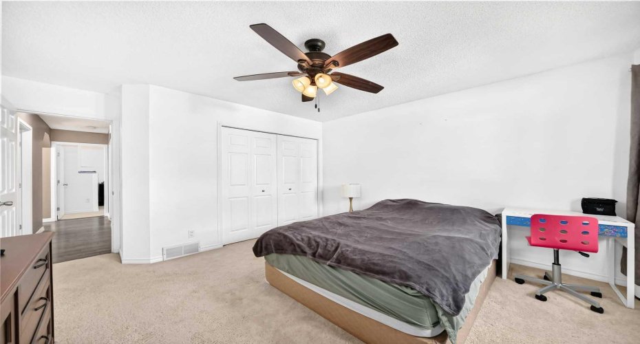 47 Harvest Glen Rise, Calgary, Alberta T3K4C1, 4 Bedrooms Bedrooms, ,3 BathroomsBathrooms,Residential,For Sale,Harvest Glen,A2321581