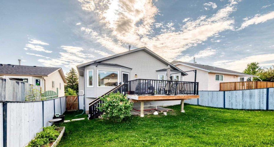 47 Harvest Glen Rise, Calgary, Alberta T3K4C1, 4 Bedrooms Bedrooms, ,3 BathroomsBathrooms,Residential,For Sale,Harvest Glen,A2321581