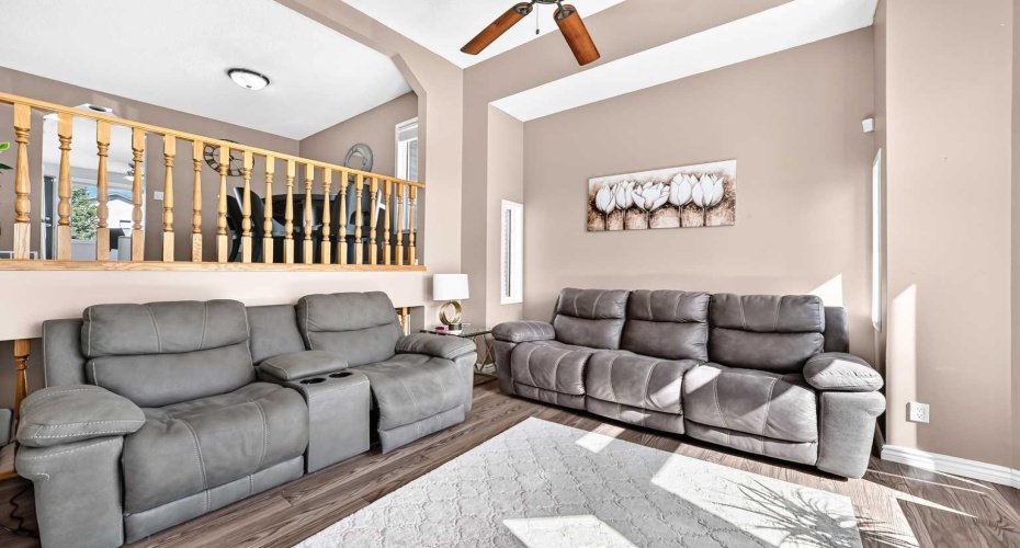 47 Harvest Glen Rise, Calgary, Alberta T3K4C1, 4 Bedrooms Bedrooms, ,3 BathroomsBathrooms,Residential,For Sale,Harvest Glen,A2321581