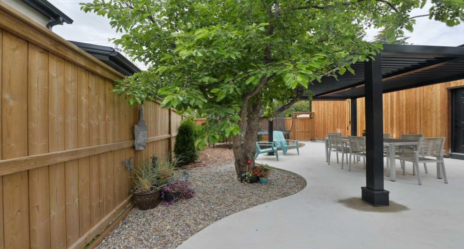 3111 Leduc Crescent, Calgary, Alberta T3E 5X1, 5 Bedrooms Bedrooms, ,3 BathroomsBathrooms,Residential,For Sale,Leduc,A2321636