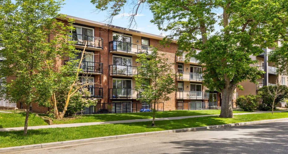 Welcome to The Serenity, a well loved condo in the heart of Mount Royal