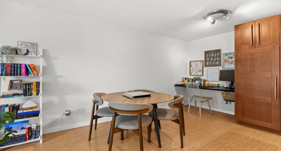 Breakfast Nook