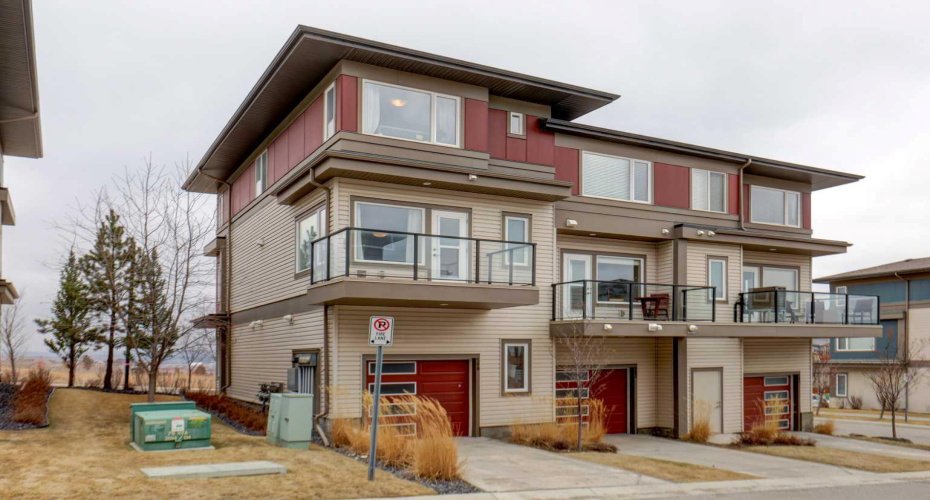 501 River Heights Drive, Cochrane, Alberta T4C 2L3, 2 Bedrooms Bedrooms, ,3 BathroomsBathrooms,Residential,For Sale,River Heights,A2322530
