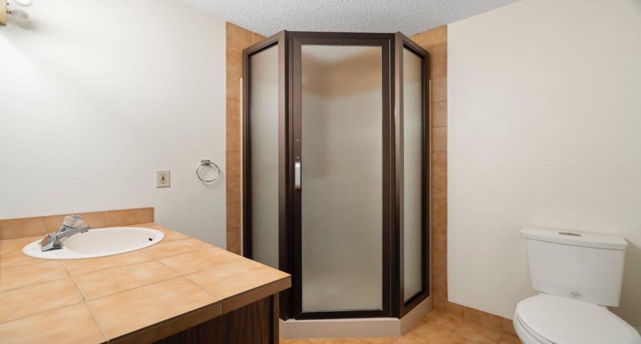 3pc Bathroom- Next to Solarium