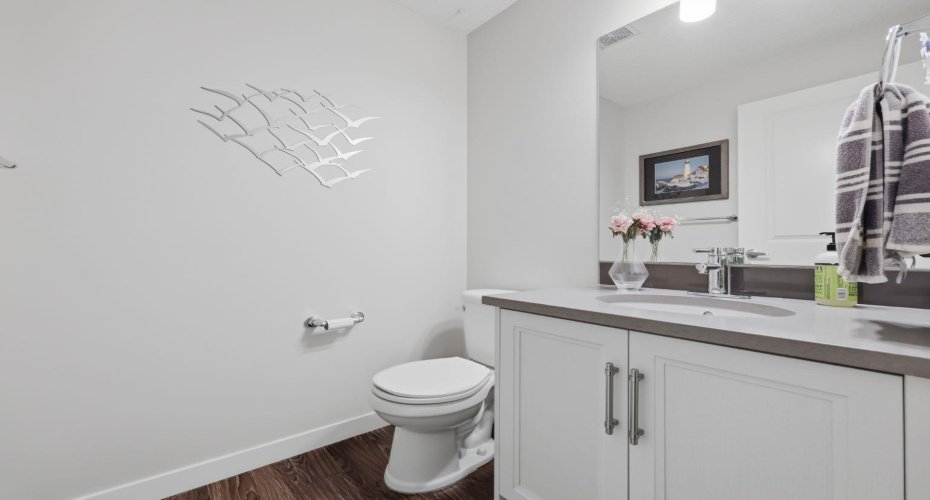 250 Fireside View, Cochrane, Alberta T4C2M2, 2 Bedrooms Bedrooms, ,2 BathroomsBathrooms,Residential,For Sale,Fireside,A2322850