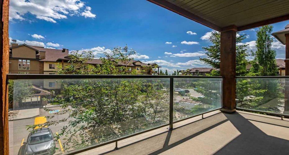 92 Crystal Shores Road, Okotoks, Alberta T1S2N1, 2 Bedrooms Bedrooms, ,2 BathroomsBathrooms,Residential,For Sale,Crystal Shores,A2322020