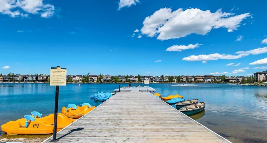 92 Crystal Shores Road, Okotoks, Alberta T1S2N1, 2 Bedrooms Bedrooms, ,2 BathroomsBathrooms,Residential,For Sale,Crystal Shores,A2322020