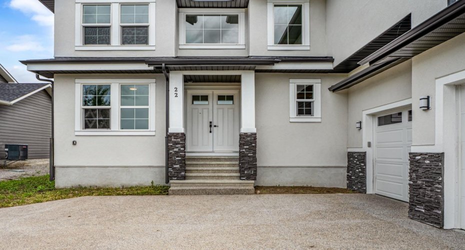 22 Cimarron Estates Gate, Okotoks, Alberta T1S 0M9, 4 Bedrooms Bedrooms, ,4 BathroomsBathrooms,Residential,For Sale,Cimarron Estates,A2322221