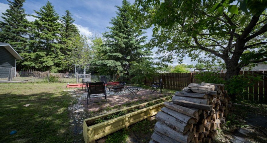 773 Timberline Drive, Fort McMurray, Alberta T9K 1B1, 4 Bedrooms Bedrooms, ,3 BathroomsBathrooms,Residential,For Sale,Timberline,A2322469