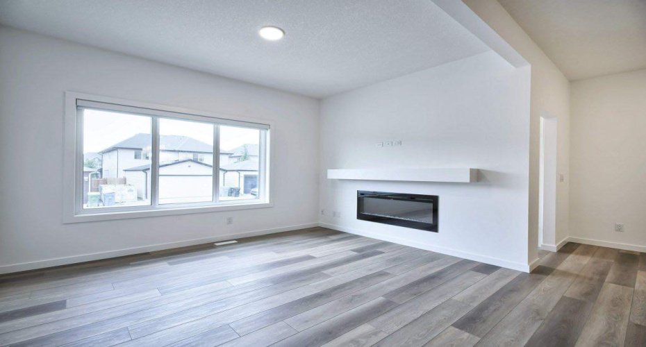 41 Legacy Point Terrace, Calgary, Alberta T2X 6R9, 4 Bedrooms Bedrooms, ,3 BathroomsBathrooms,Residential,For Sale,Legacy Point,A2322526