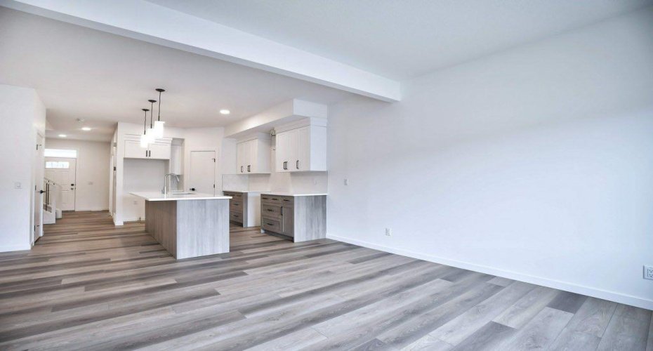 41 Legacy Point Terrace, Calgary, Alberta T2X 6R9, 4 Bedrooms Bedrooms, ,3 BathroomsBathrooms,Residential,For Sale,Legacy Point,A2322526