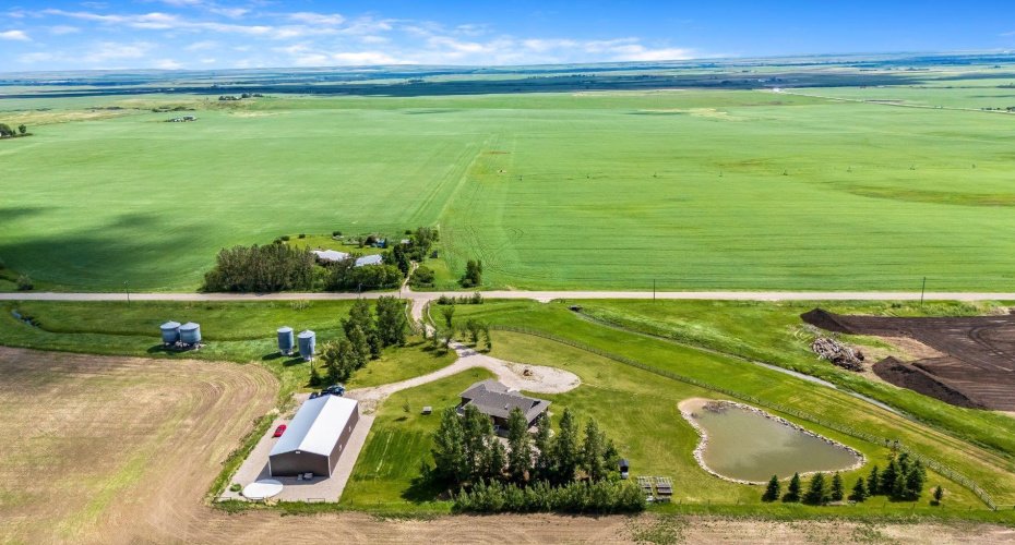 252042 Township Road 230, Rural Wheatland County, Alberta T1P 0T2, 4 Bedrooms Bedrooms, ,3 BathroomsBathrooms,Residential,For Sale,Township Road 230,A2322662