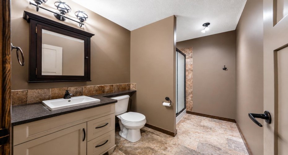 3 pc bath downstairs