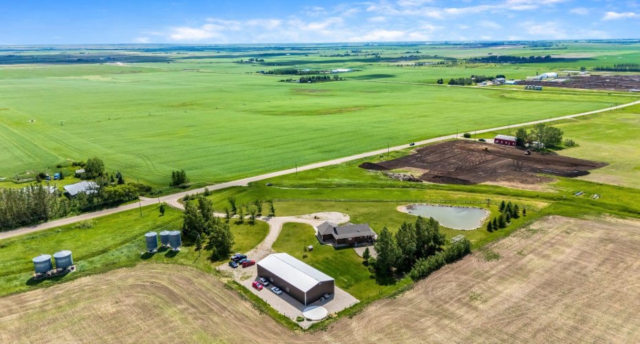252042 Township Road 230, Rural Wheatland County, Alberta T1P 0T2, 4 Bedrooms Bedrooms, ,3 BathroomsBathrooms,Residential,For Sale,Township Road 230,A2322662
